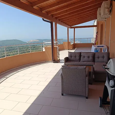 Panoramic Escape Bami شقة Krujë